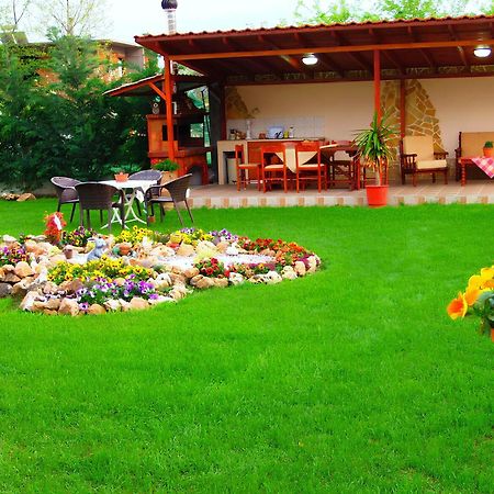 Hotel Relax Pozar Káto Loutrákion Esterno foto