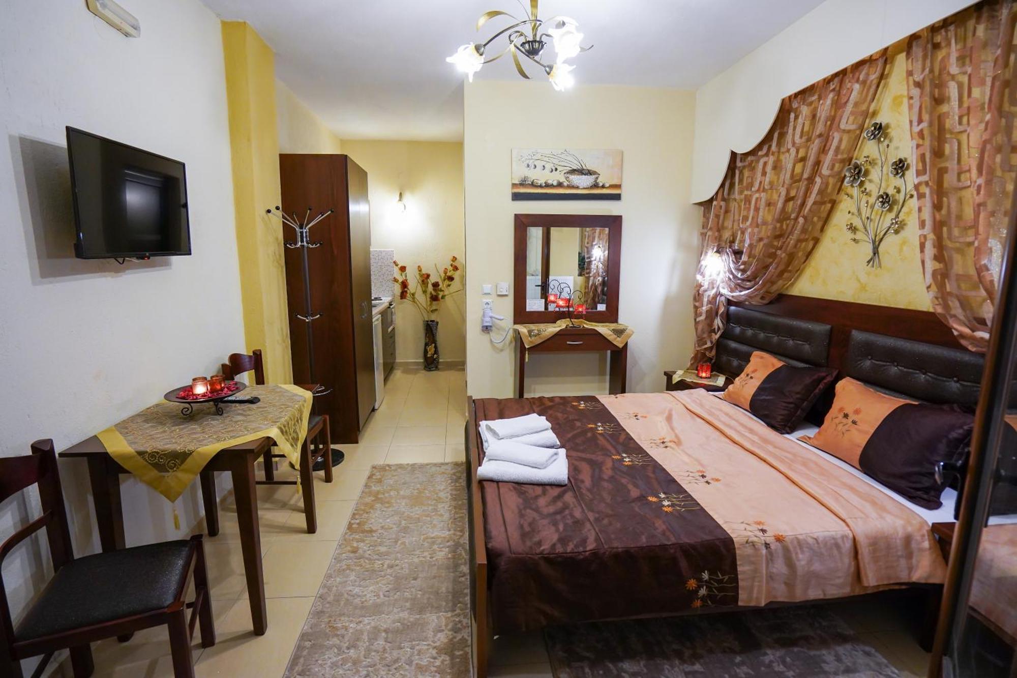 Hotel Relax Pozar Káto Loutrákion Esterno foto