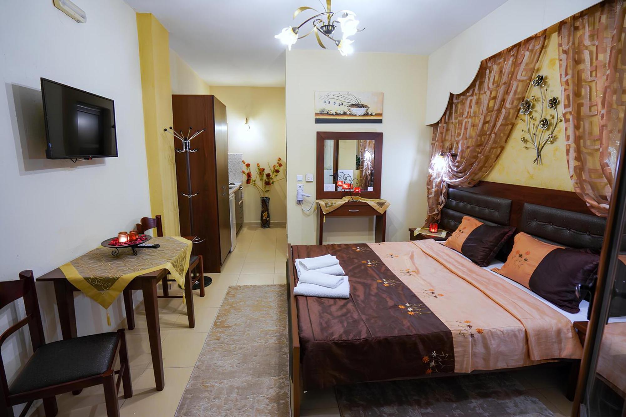 Hotel Relax Pozar Káto Loutrákion Esterno foto